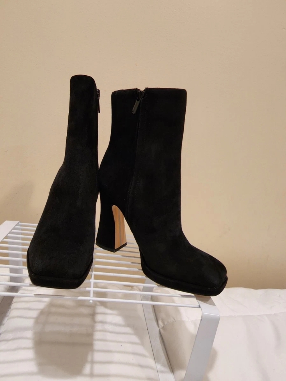 🌺Sam Edelman Womens Jaye Suede Ankle Booties Black Sz 7.5 M,NWOB, MSRP $180 - Picture 10 of 16